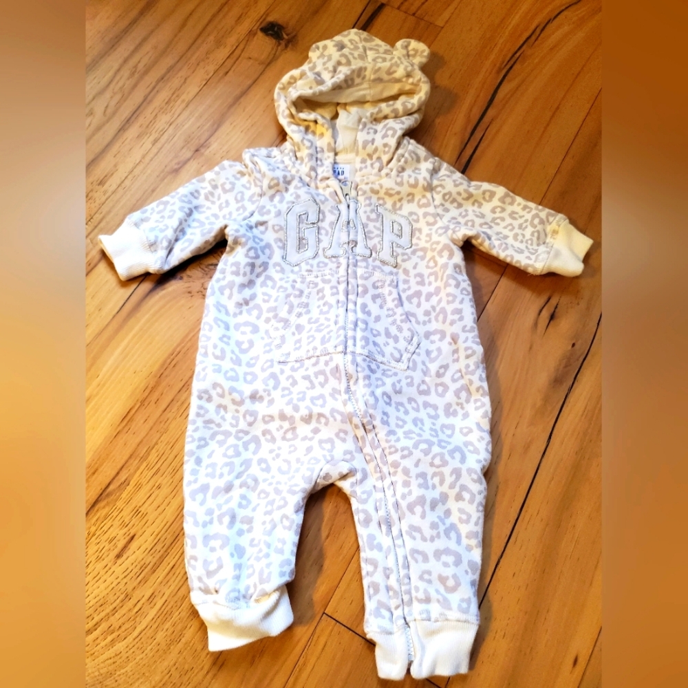 0-3m GAP Cream Leopard Print Kids One Piece